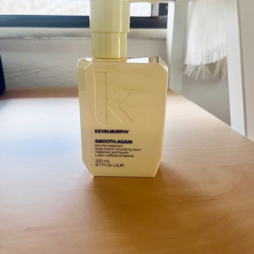 Kevin Murphy Smooth Again hair treatment used anti-frizz