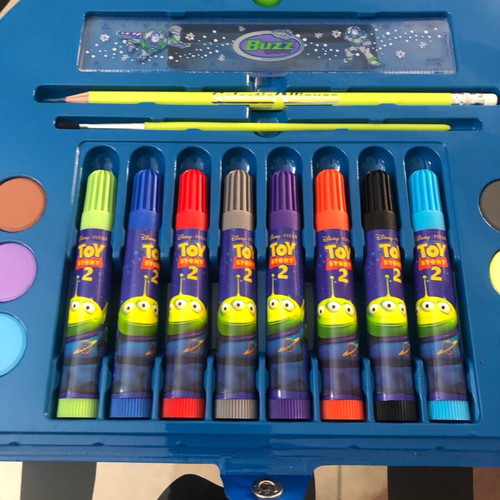 Buzz Lightyear Coloring Set Toy Story 2 like new, big gift box set with watercolors and crayons