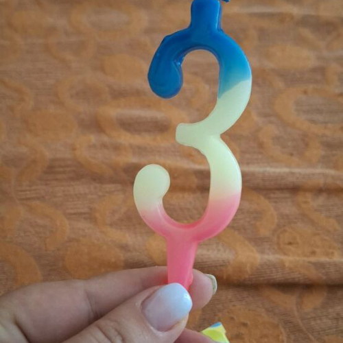 Birthday candle number 3 classic new