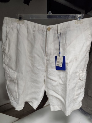 MFG men's bermuda shorts new, size XL, white, with external pockets