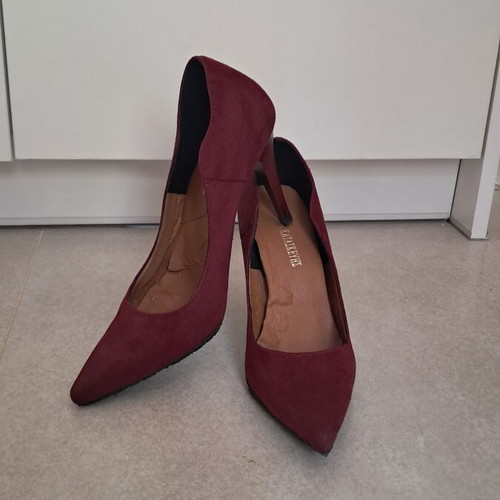 Burgundy pumps used, Greek made with leather insole