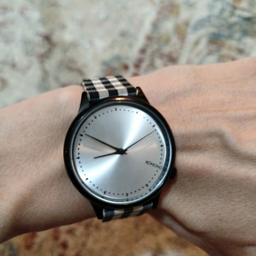 Komono wristwatch like new with black and white checkered strap
