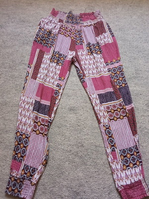 Hippie παντελόνα New Look σαν καινούργιο, ροζ πολύχρωμο, με λάστιχο, μεγέθη S M