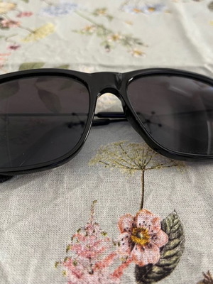 Unisex sunglasses used, black with acetate frame