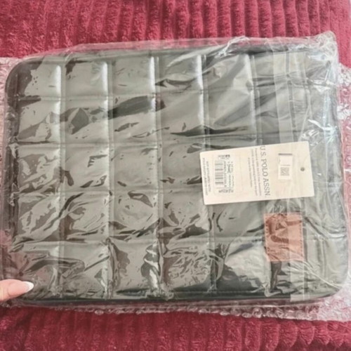 Tablet and laptop case new, black