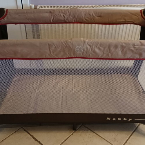 BebeStars Nobby aluminum playpen like new, 2-level with mosquito net
