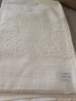 Bed sheet set with embroidery new