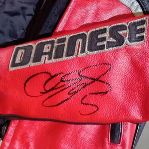 Dainese leather jackets and pants set, signed by Colin Edwards
