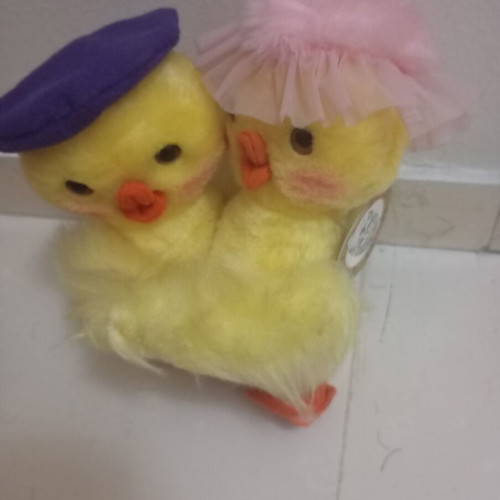 Tsioti toys set of 4, duck like new in sealed packaging