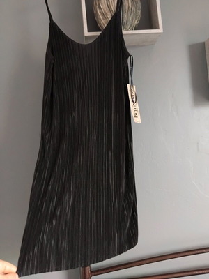 Benissimo black dress size M new with tags, thin shiny fabric