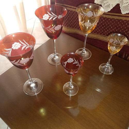 Colored crystal glasses set like new, 6 champagne, 6 wine, 6 water, 6 liqueur