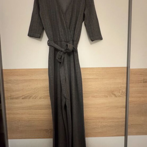 Reline jumpsuit like new, winter, with belt, gray