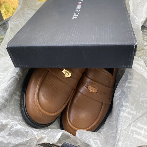 Tommy Hilfiger brown boots new, size 36
