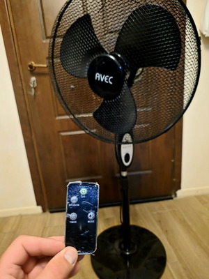 Floor fan 70W like new