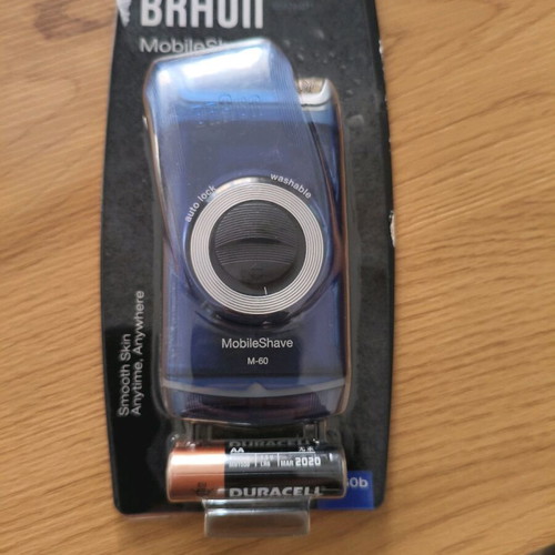 Braun Shaver M60 New Pocket with Batteries