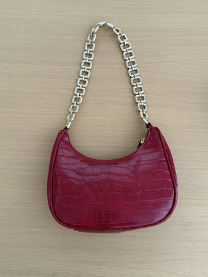 Zara evening bag red with gold chain and zipper like new