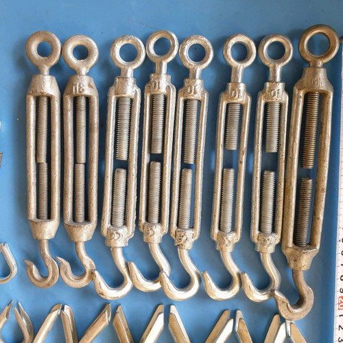 Turnbuckles new, pack of 8 pieces