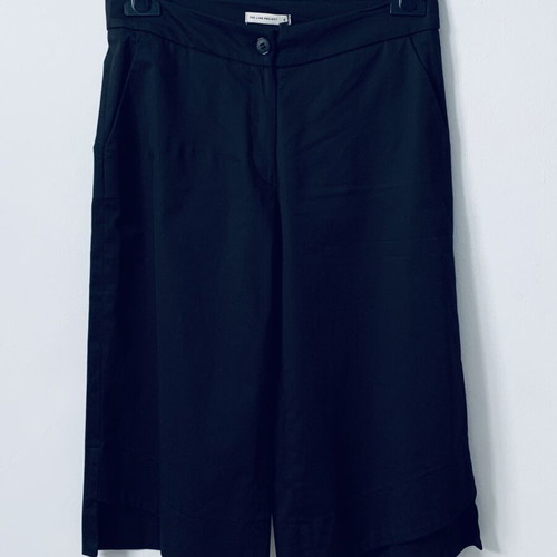 The Line Project black capri pants size S new