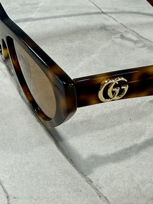 Gucci GG1333S 002 Havana Cat-Eye Sunglasses used, brown lenses
