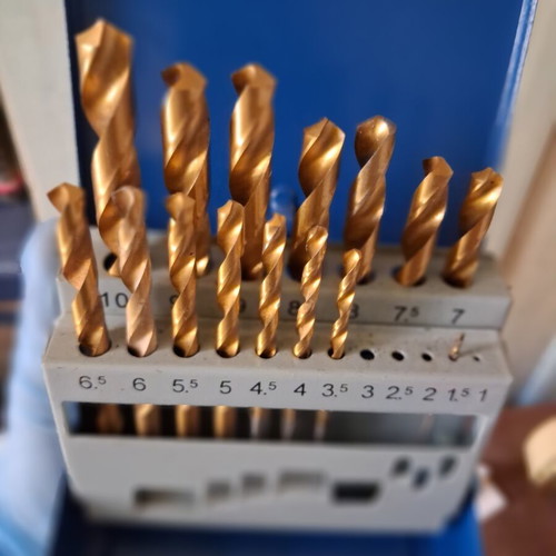 HSS drill bit set used, 14 pieces in metal case