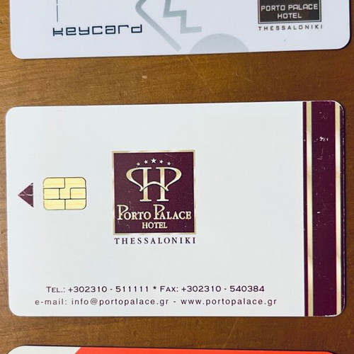 Collectible hotel keycards like new