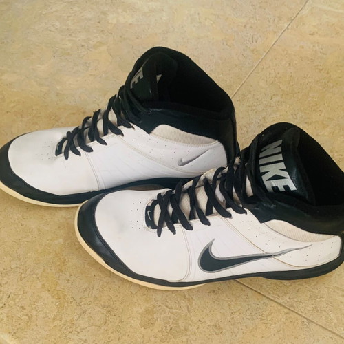 Nike basketball shoes, size 47, white and black