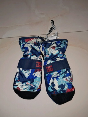 Ski gloves children’s size L new