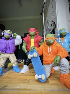 Collectible TMNT Ninja Turtles figures Urban Edition set of 4 new