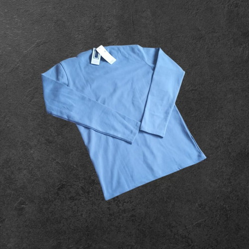 Light blue sweatshirt size L fits M, new with tags