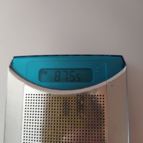 Phillips AE 6780 radio used, fully functional