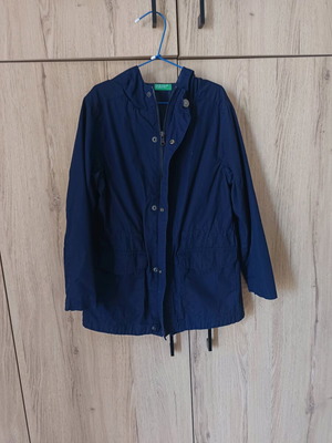 Benetton καμπαρντίνα μπλε σαν καινούργιο για 7-8 ετών