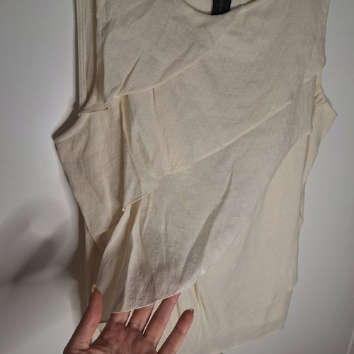 Sleeveless airy blouse like new, size XL, beige