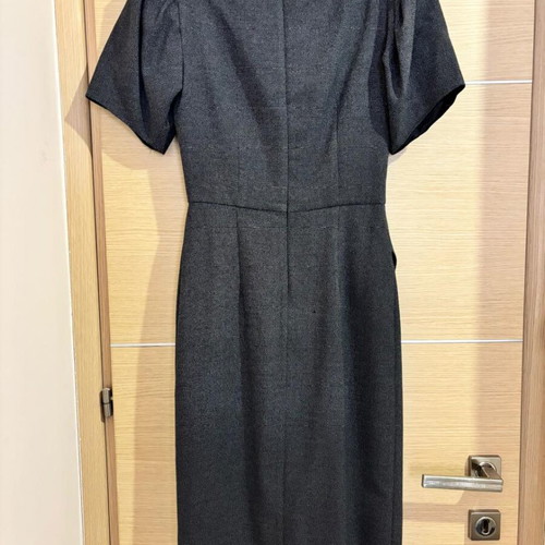 Toi&Moi office dress below the knee with puff sleeves new, gray