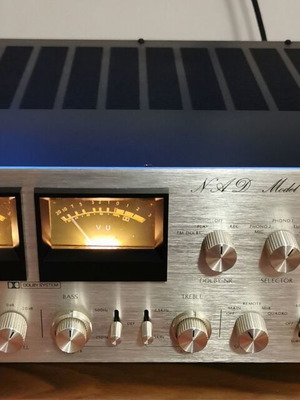 NAD Model 200 ενισχυτής hi-end, συλλεκτικός, σε άψογη κατάσταση