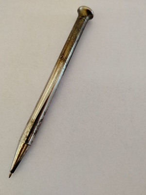 Johnie Walker metal pen used, needs new refill