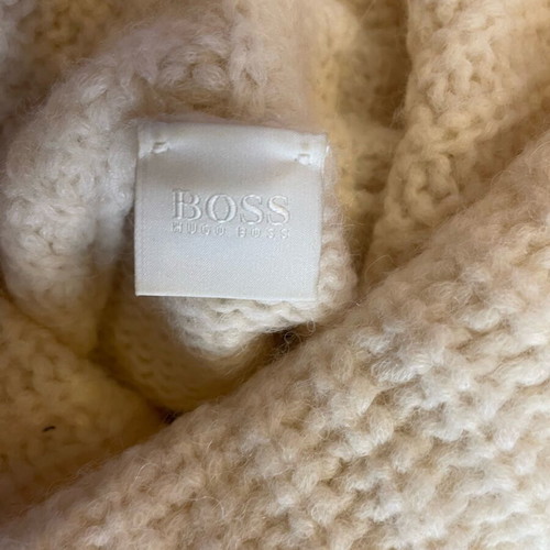 Boss alpaca wool sweater 53% like new, size M, white