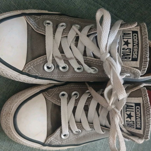 Converse Allstars gray athletic shoes size 37 like new, genuine
