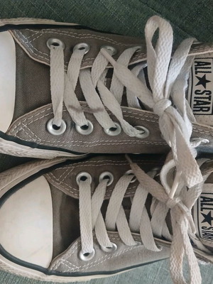 Converse Allstars gray athletic shoes size 37 like new, genuine