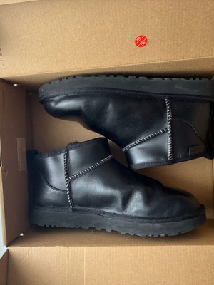 Ugg black boots