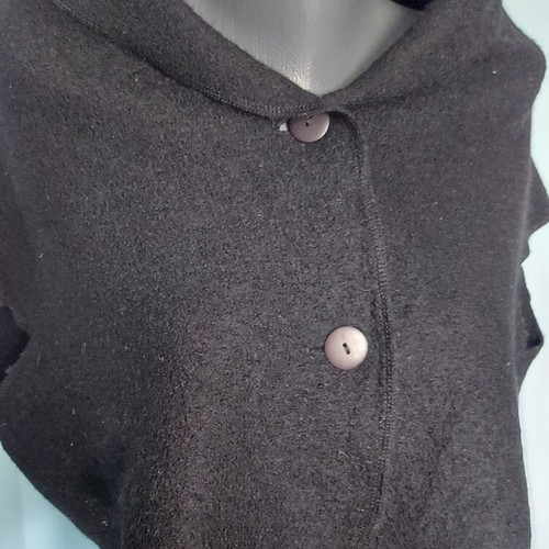 Silkwear wool vest top, short raglan sleeves, button closure
