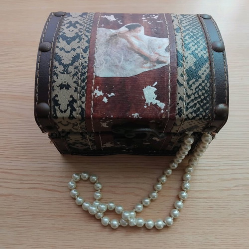 Handmade vintage jewelry box brown, new