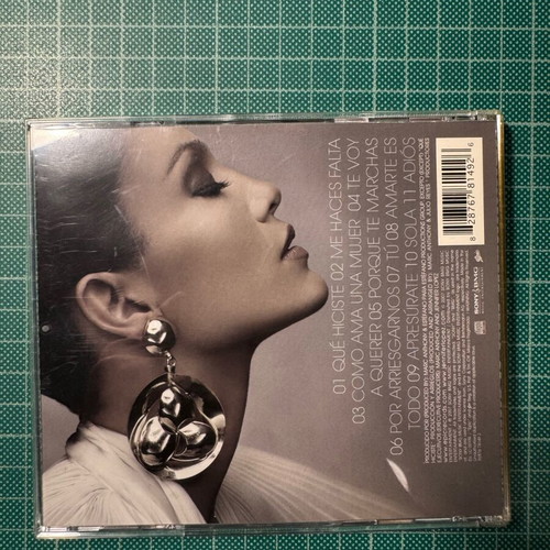 Jennifer Lopez Como Ama Una Mujer CD used, broken case