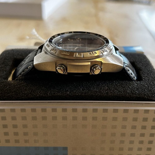 Casio AMW-700 fishing gear watch like new