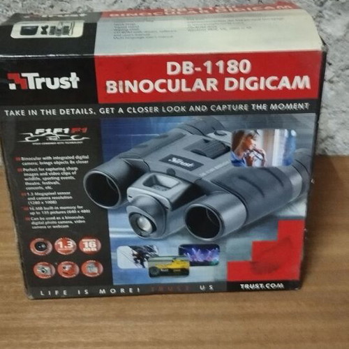 Trust DB-1180 Binocular DigiCam with digital camera