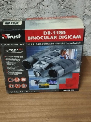 Trust DB-1180 Binocular DigiCam with digital camera