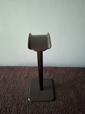 Headset stand plastic for desk like new