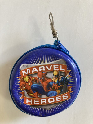 Marvel Heroes μεταλλικό πορτοφόλι για κέρματα και θήκη κλειδιών με κλιπ