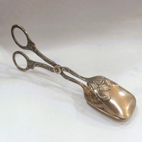 Sugar tongs used, Rococo Revival style, mid-20th century