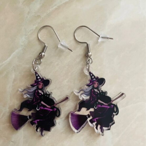 Witches earrings like new, black and purple