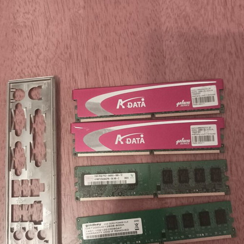Motherboard and Intel Core2 Quad Q6600 processor set for Socket LGA775 used
